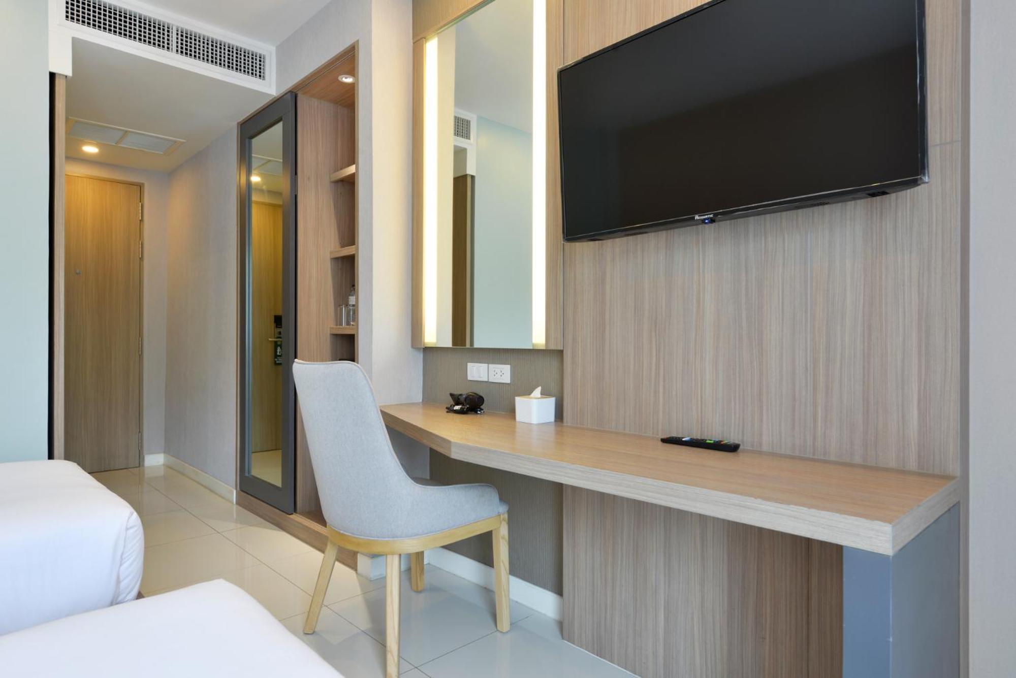 Grace Patong Hotel Kathu Exterior photo