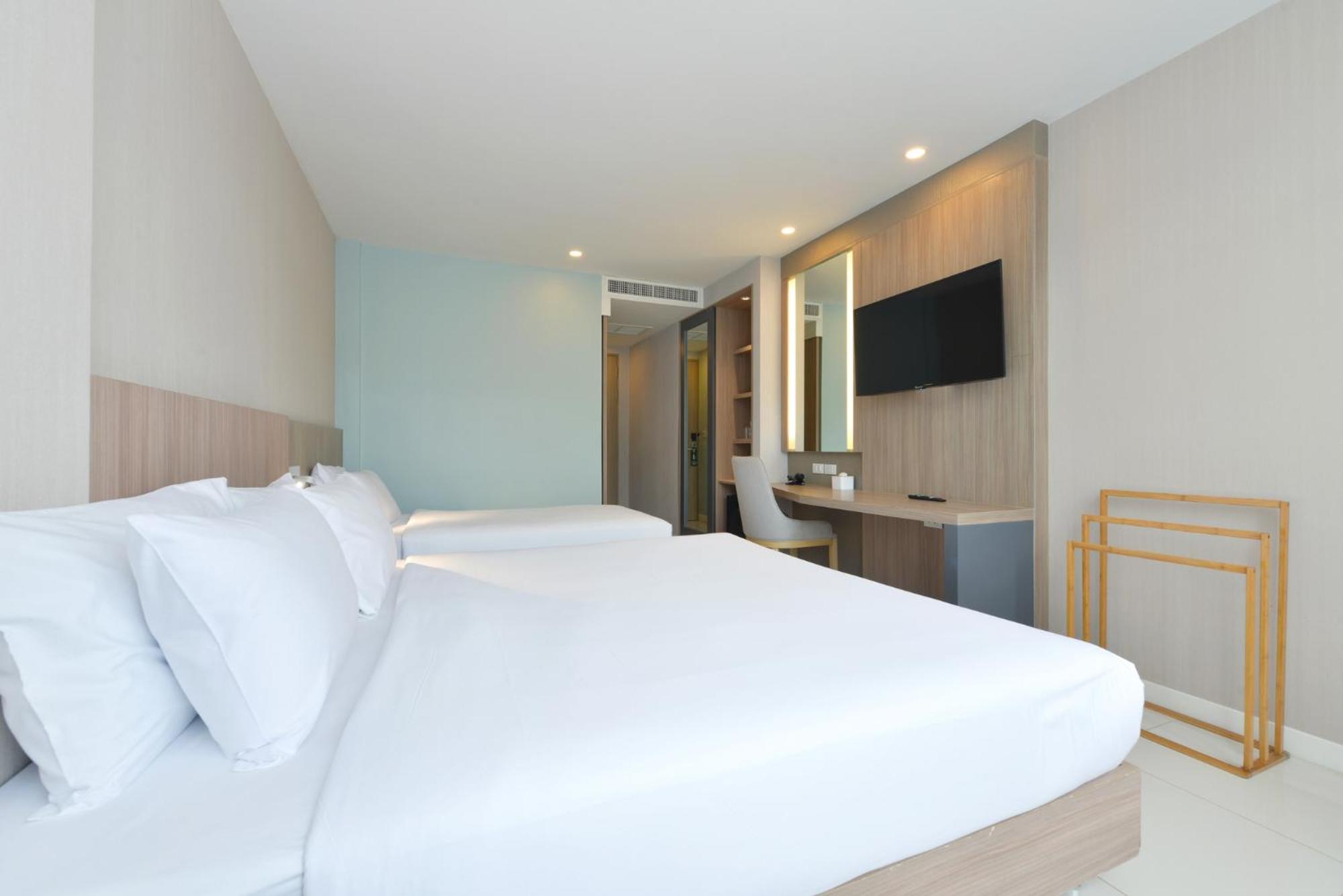 Grace Patong Hotel Kathu Exterior photo