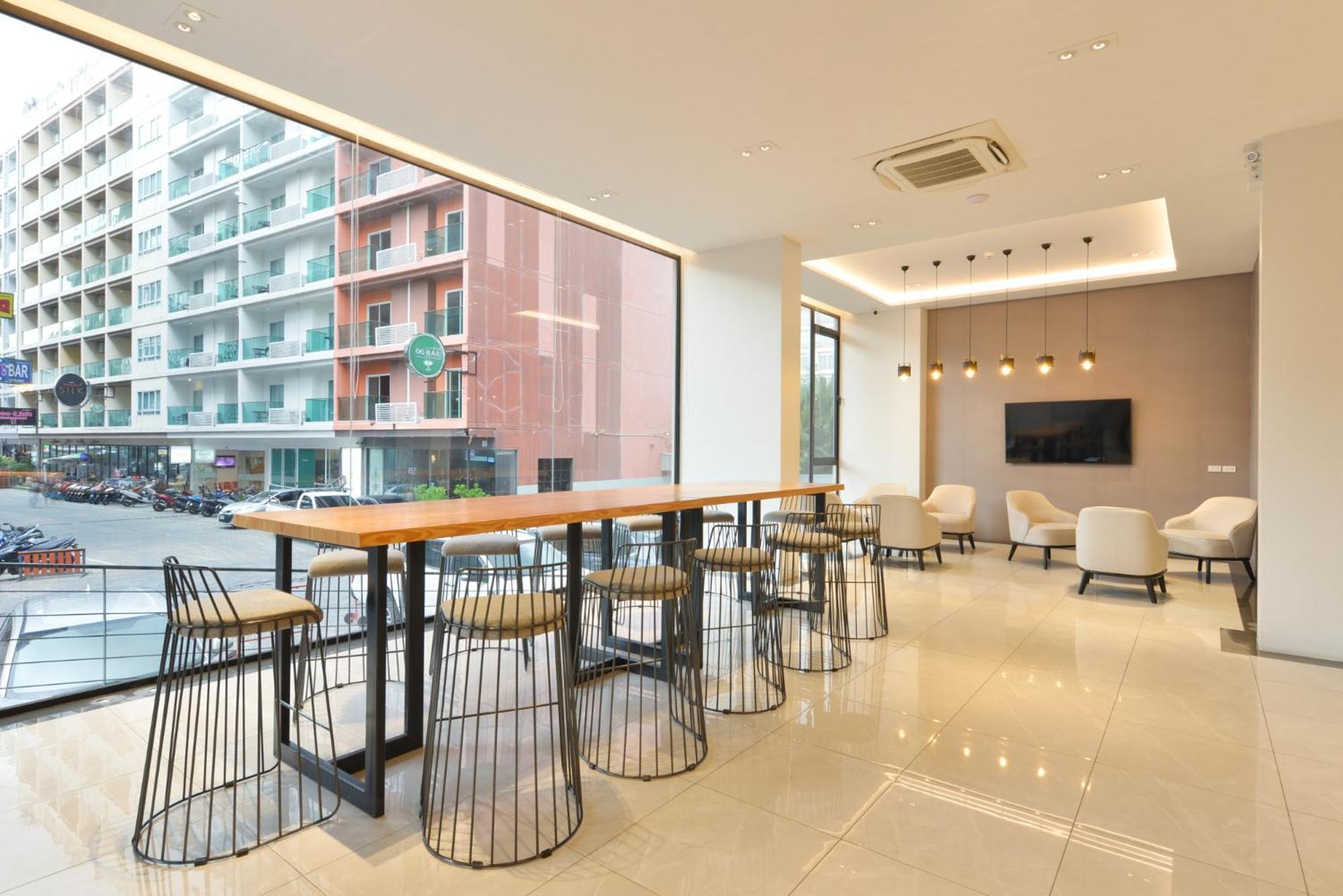 Grace Patong Hotel Kathu Exterior photo